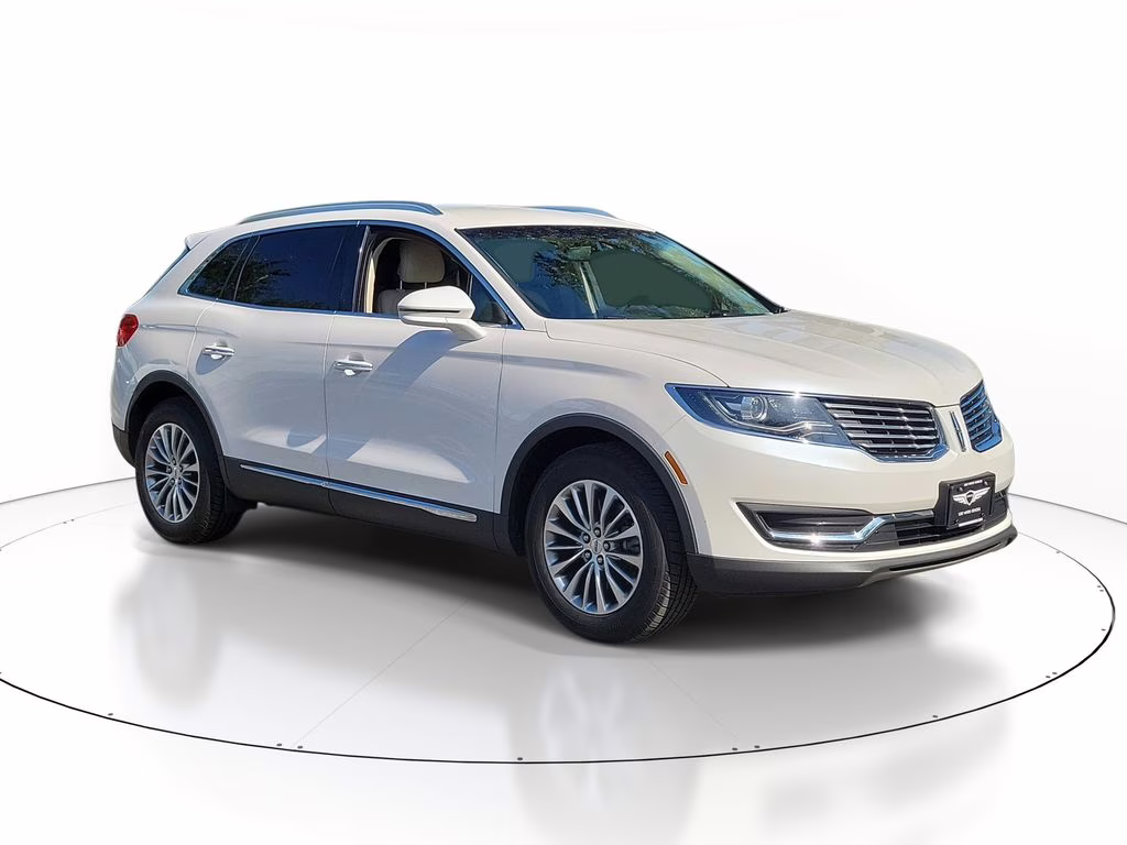 2017 WHITE PLATINUM MET TRI-COAT Lincoln MKX Select AWD SUV