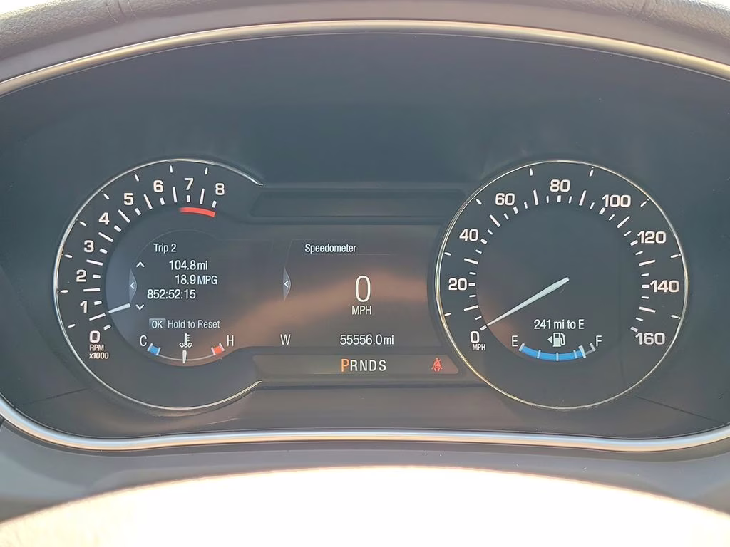 2017 WHITE PLATINUM MET TRI-COAT Lincoln MKX Select AWD SUV