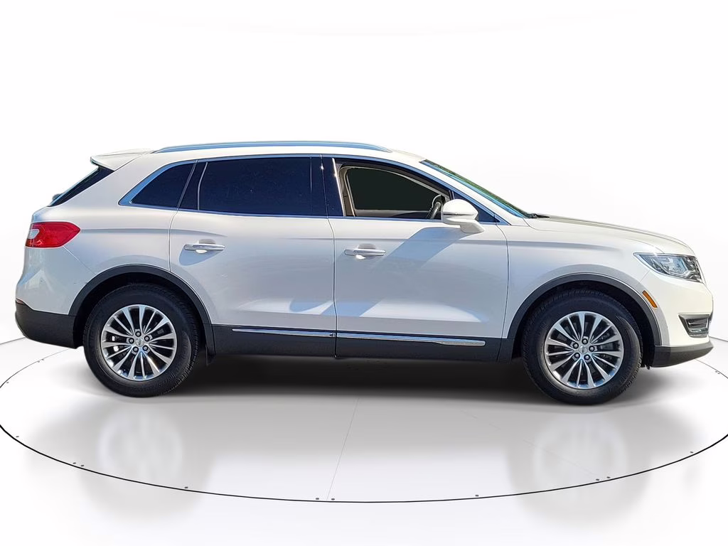 2017 WHITE PLATINUM MET TRI-COAT Lincoln MKX Select AWD SUV