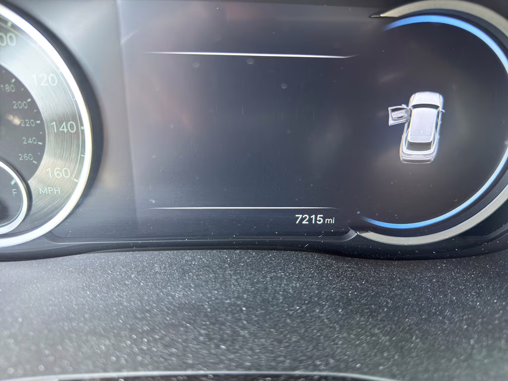 2024 Alta White Genesis GV70 2.5T AWD SUV