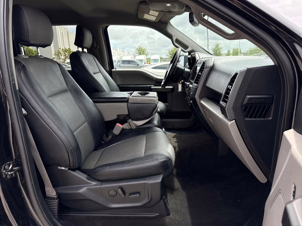 2020 Agate Black Metallic Ford F-150 XLT w/ LIFTKIT 4X4 Truck