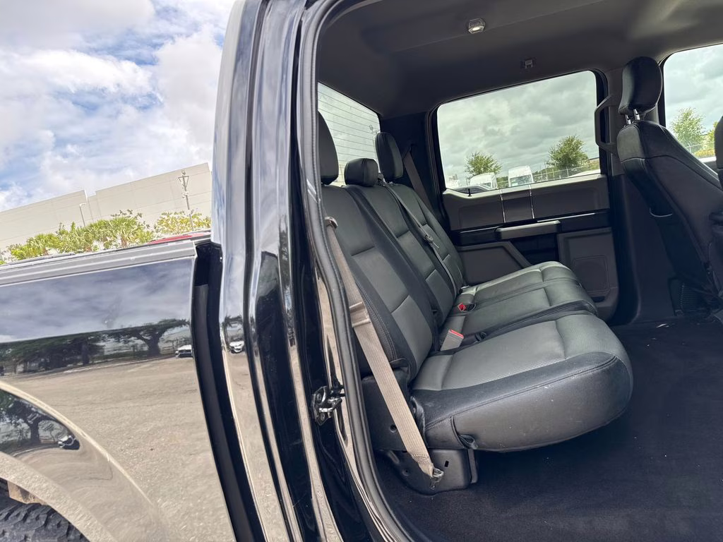 2020 Agate Black Metallic Ford F-150 XLT w/ LIFTKIT 4X4 Truck