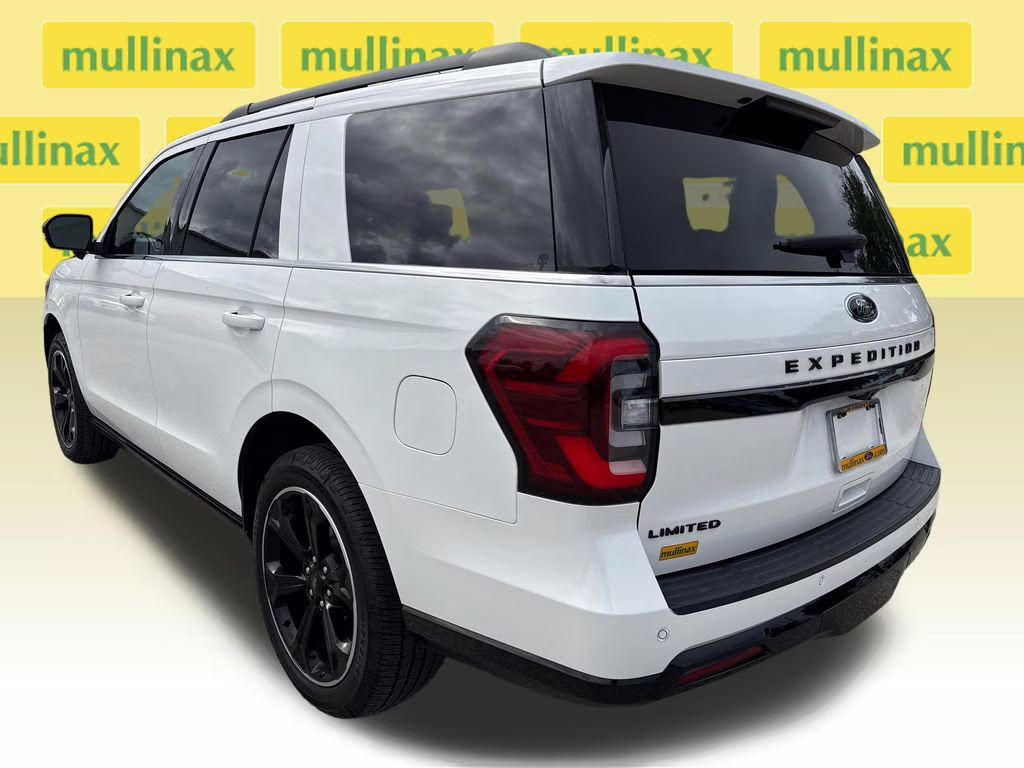 2023 Star White Metallic Tri-Coat Ford Expedition Limited Stealth Edition RWD SUV