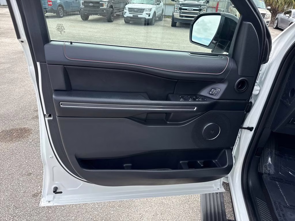 2023 Star White Metallic Tri-Coat Ford Expedition Limited Stealth Edition RWD SUV