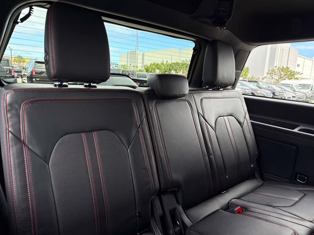 2023 Star White Metallic Tri-Coat Ford Expedition Limited Stealth Edition RWD SUV