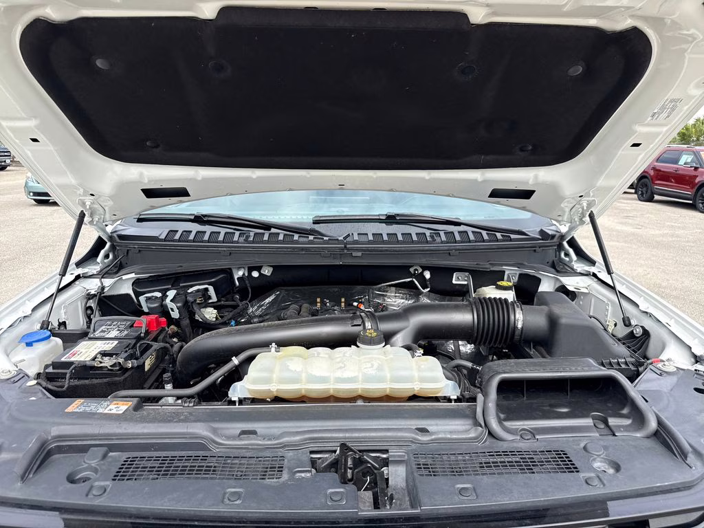 2023 Star White Metallic Tri-Coat Ford Expedition Limited Stealth Edition RWD SUV