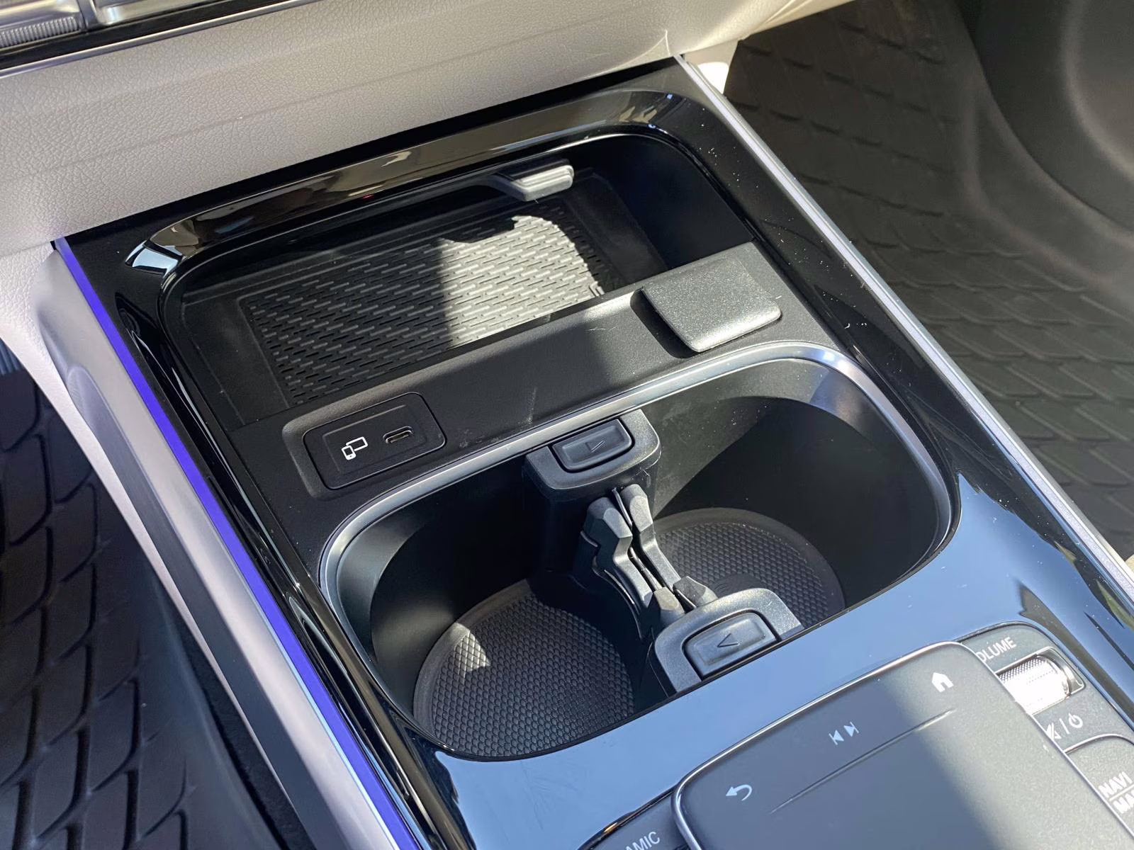 2021 Polar White Mercedes-Benz GLB GLB 250 FWD SUV