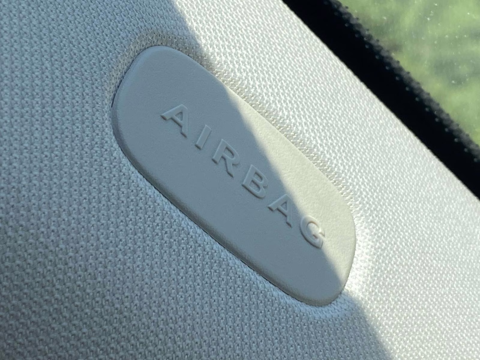 2021 Polar White Mercedes-Benz GLB GLB 250 FWD SUV