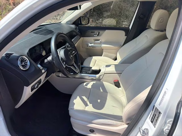 2021 Polar White Mercedes-Benz GLB GLB 250 FWD SUV