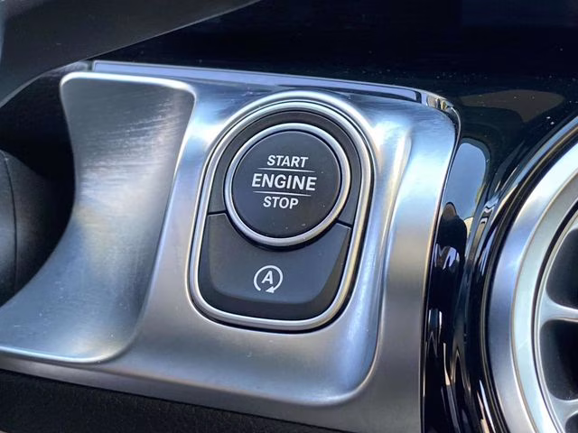 2021 Polar White Mercedes-Benz GLB GLB 250 FWD SUV