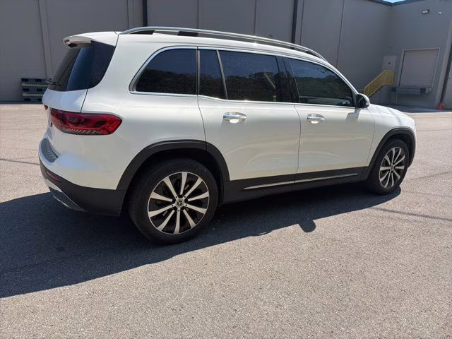 2021 Polar White Mercedes-Benz GLB GLB 250 FWD SUV
