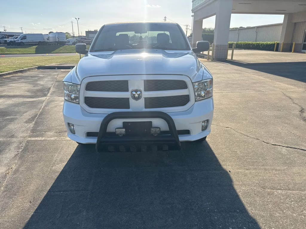 2017 Bright White Clearcoat Ram 1500 Express 4X4 Truck
