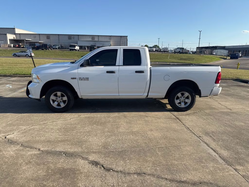 2017 Bright White Clearcoat Ram 1500 Express 4X4 Truck