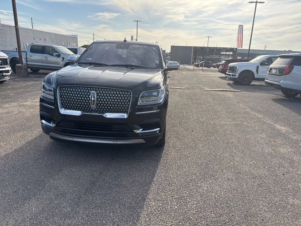 2020 Infinite Black Lincoln Navigator Black Label 4X4 SUV