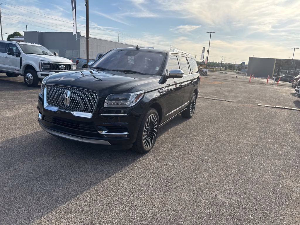2020 Infinite Black Lincoln Navigator Black Label 4X4 SUV