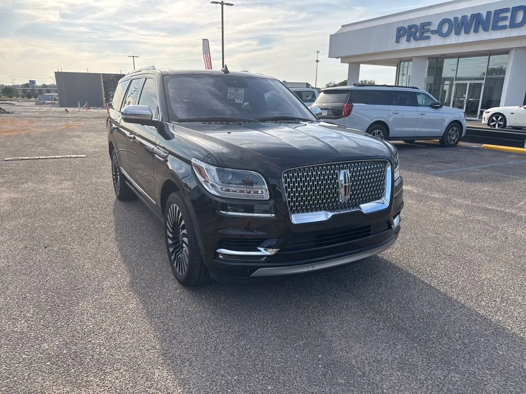 2020 Infinite Black Lincoln Navigator Black Label 4X4 SUV