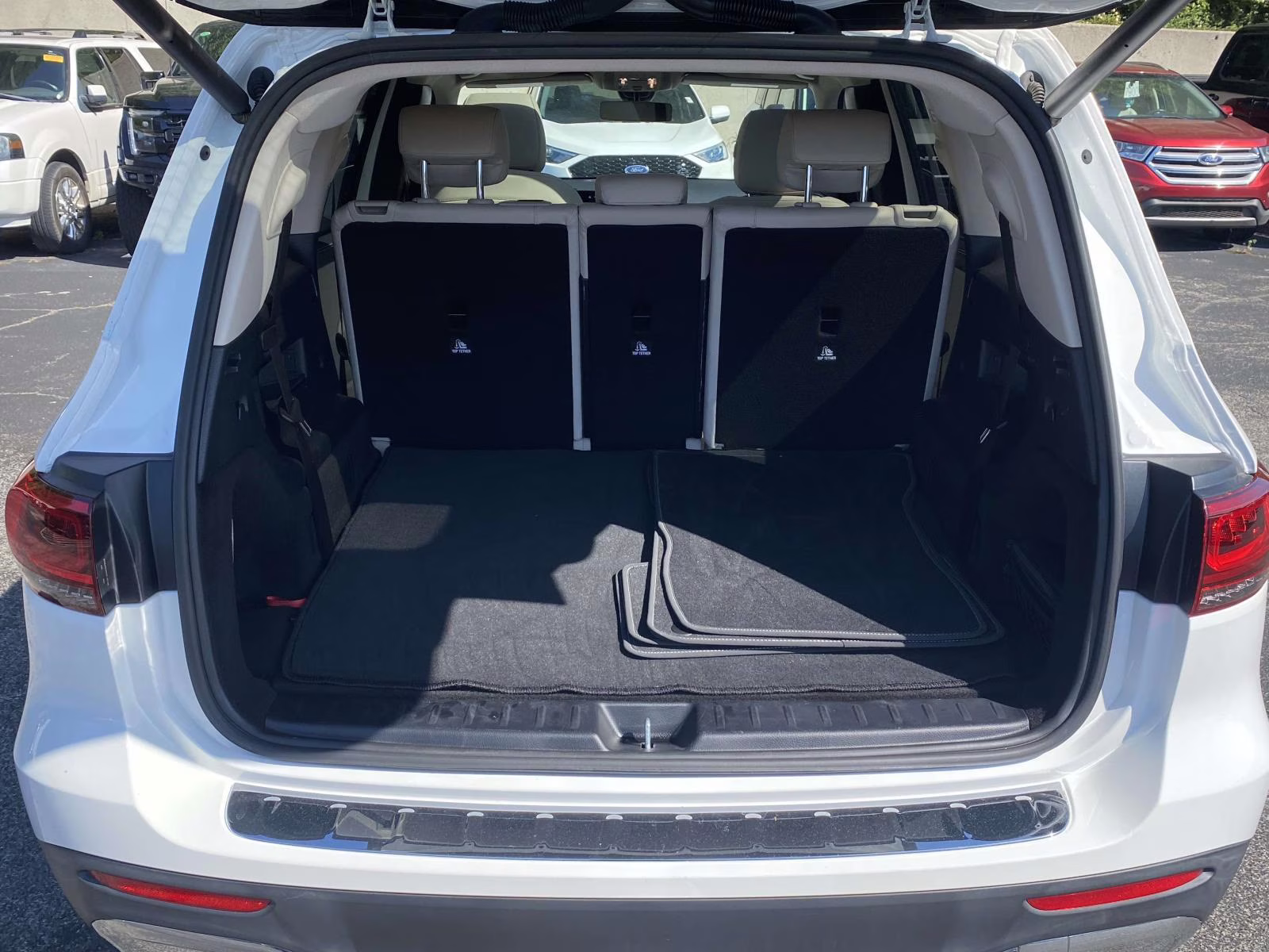 2021 Polar White Mercedes-Benz GLB GLB 250 FWD SUV