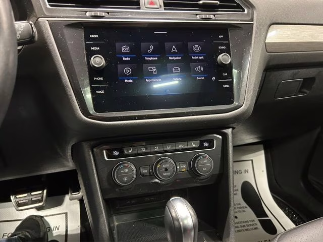 2021 Pyrite Silver Metallic Volkswagen Tiguan 2.0T SE R-Line Black AWD SUV