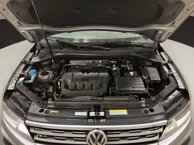 2021 Pyrite Silver Metallic Volkswagen Tiguan 2.0T SE R-Line Black AWD SUV