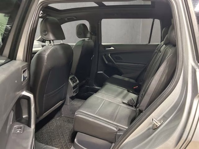2021 Pyrite Silver Metallic Volkswagen Tiguan 2.0T SE R-Line Black AWD SUV