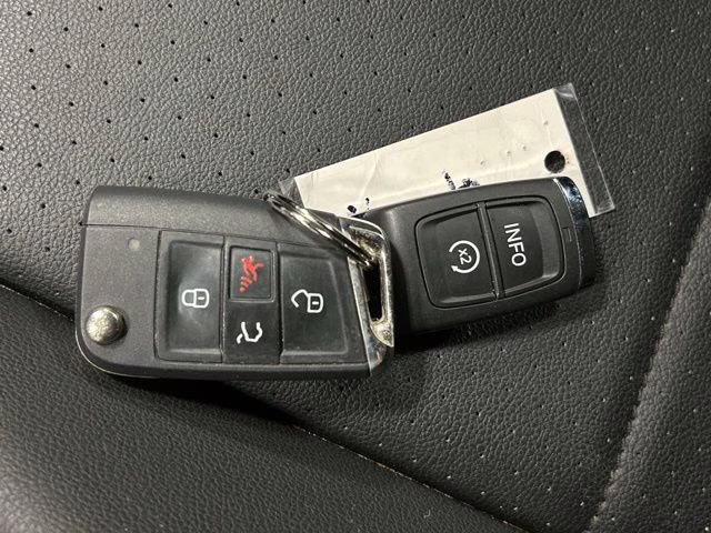 2021 Pyrite Silver Metallic Volkswagen Tiguan 2.0T SE R-Line Black AWD SUV
