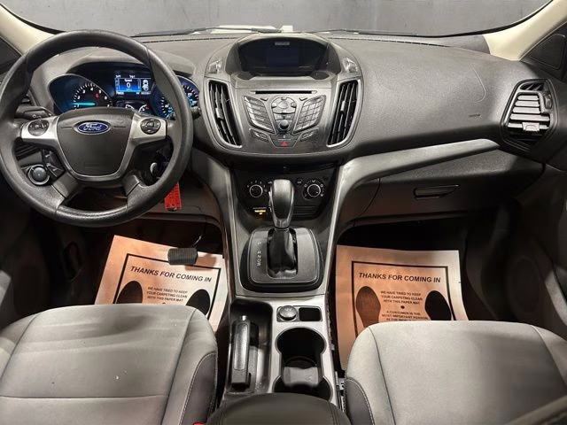 2016 Oxford White Ford Escape SE 4X4 SUV