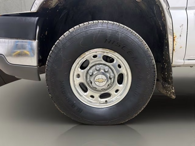 2003 Summit White Chevrolet Silverado 2500HD LS 4X4 Truck