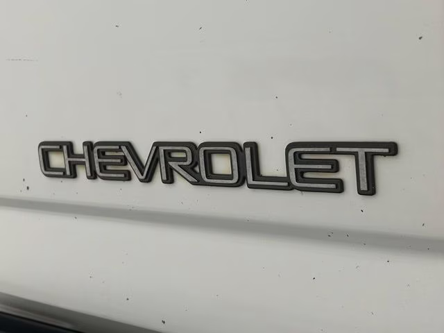 2003 Summit White Chevrolet Silverado 2500HD LS 4X4 Truck