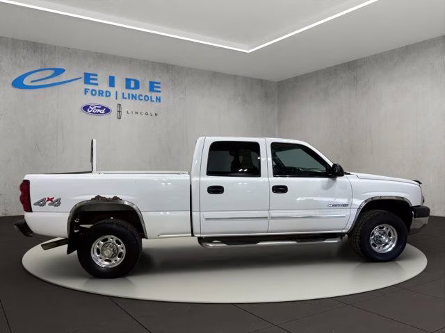 2003 Summit White Chevrolet Silverado 2500HD LS 4X4 Truck