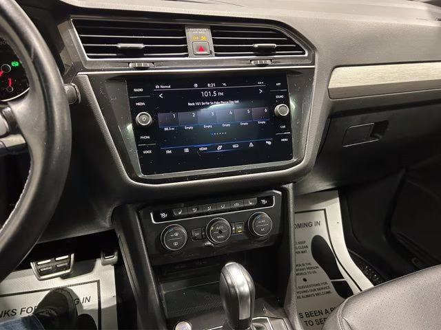 2021 Pyrite Silver Metallic Volkswagen Tiguan 2.0T SE R-Line Black AWD SUV