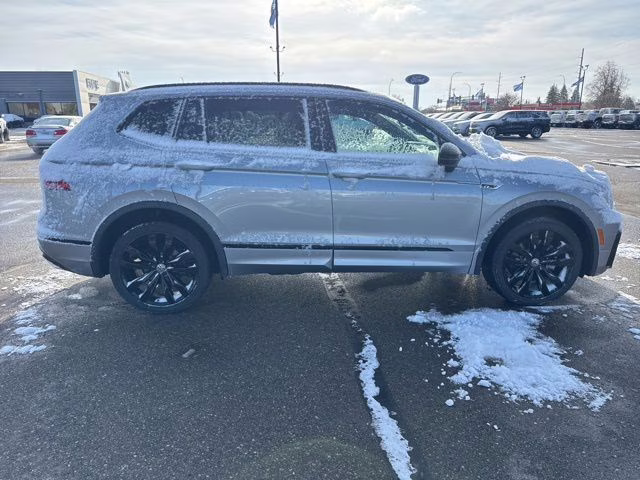 2021 Pyrite Silver Metallic Volkswagen Tiguan 2.0T SE R-Line Black AWD SUV