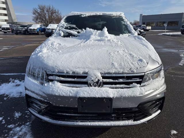 2021 Pyrite Silver Metallic Volkswagen Tiguan 2.0T SE R-Line Black AWD SUV