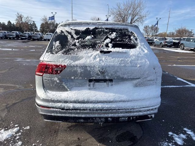 2021 Pyrite Silver Metallic Volkswagen Tiguan 2.0T SE R-Line Black AWD SUV