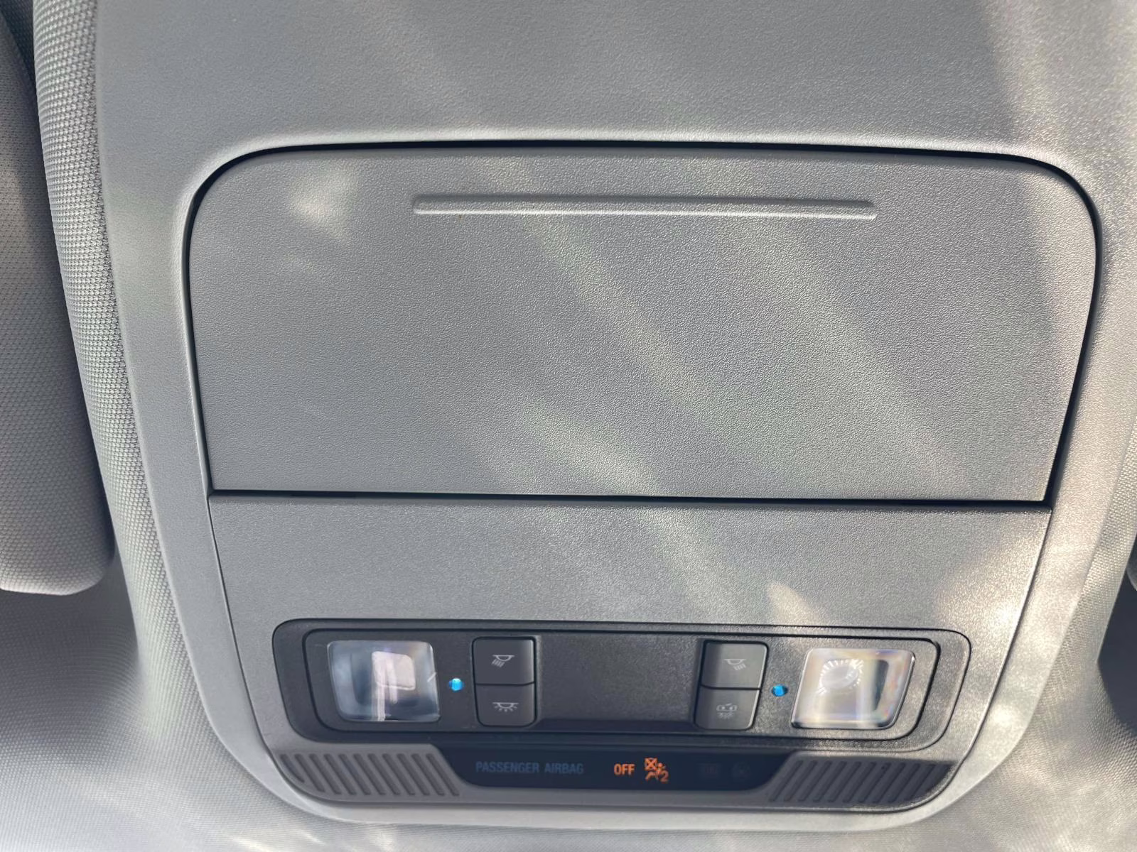 2024 Oxford White Ford F-150 XL 4X4 Truck