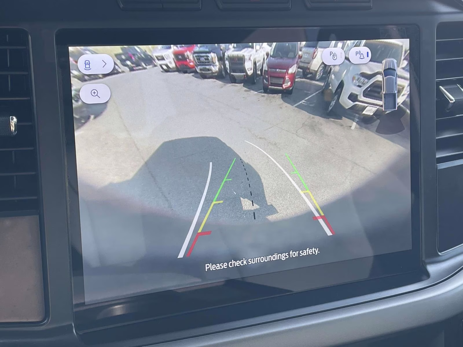 2024 Oxford White Ford F-150 XL 4X4 Truck