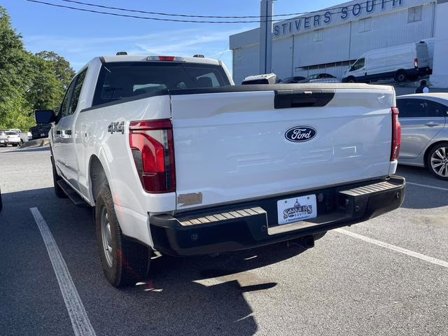 2024 Oxford White Ford F-150 XL 4X4 Truck