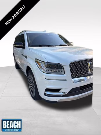 2021 White Lincoln Navigator Reserve RWD SUV