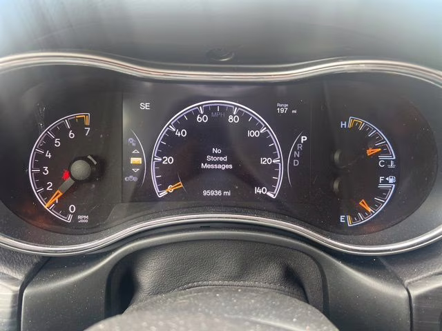 2019 Velvet Red Pearlcoat Jeep Grand Cherokee Altitude 4X4 SUV