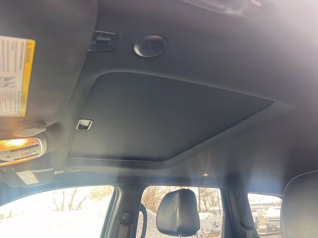 2019 Velvet Red Pearlcoat Jeep Grand Cherokee Altitude 4X4 SUV