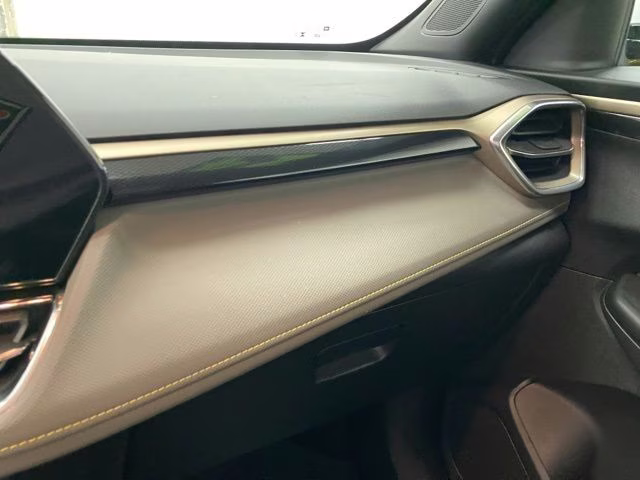 2024 Nitro Yellow Metallic Chevrolet Trailblazer ACTIV AWD SUV