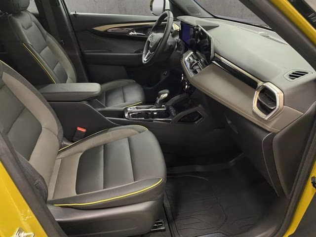 2024 Nitro Yellow Metallic Chevrolet Trailblazer ACTIV AWD SUV