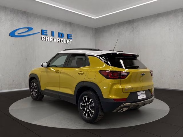 2024 Nitro Yellow Metallic Chevrolet Trailblazer ACTIV AWD SUV