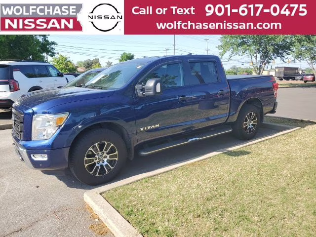 2022 Deep Blue Pearl Metallic Nissan Titan SV 4X4 Truck