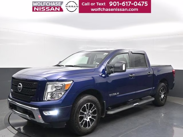 2022 Nissan Titan SV 4X4 Crew Cab's photo