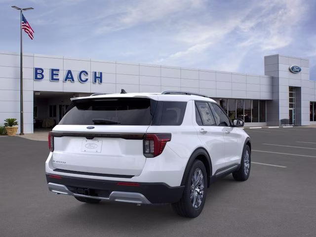 2026 Star White Metallic Tri-Coat Ford Explorer Platinum RWD SUV