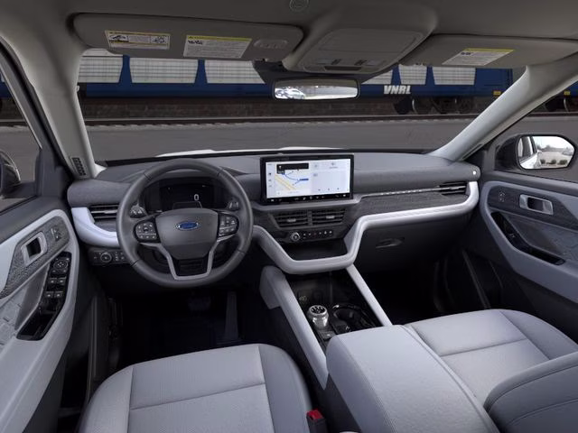 2026 Star White Metallic Tri-Coat Ford Explorer Platinum 4X4 SUV