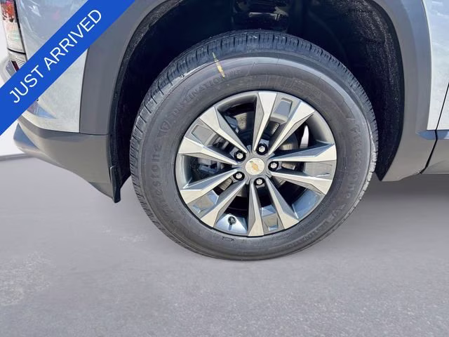 2026 Sterling Gray Metallic Chevrolet Equinox LT FWD SUV