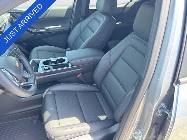 2026 Sterling Gray Metallic Chevrolet Equinox LT FWD SUV