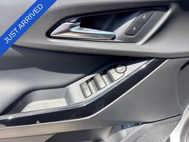2026 Sterling Gray Metallic Chevrolet Equinox LT FWD SUV