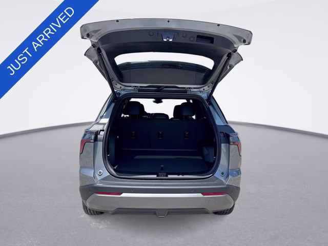 2026 Sterling Gray Metallic Chevrolet Equinox LT FWD SUV